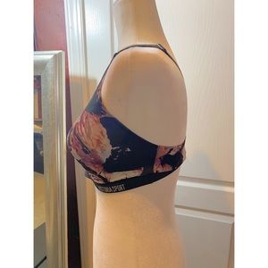 NWOT Victoria Secret Sport Bra